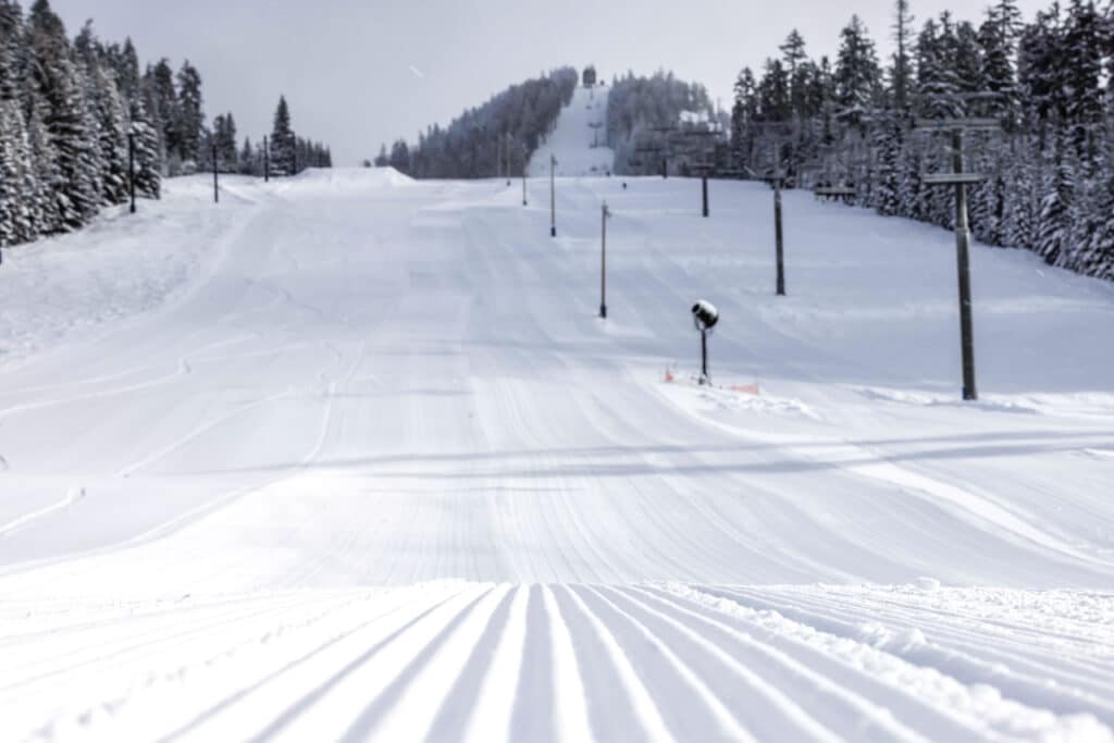 Why groomer days are your secret weapon for better skiing